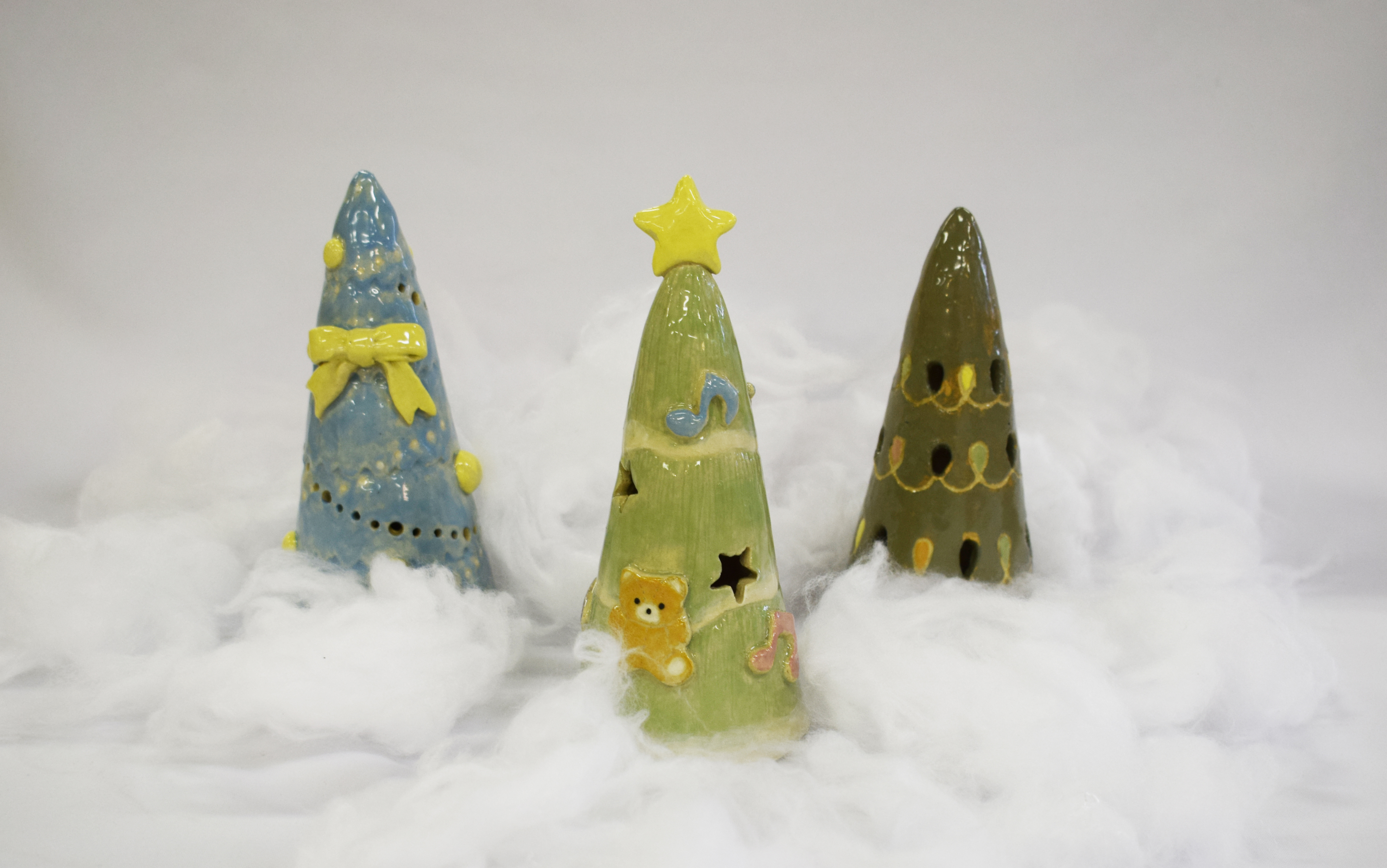 ミニクリスマスツリーをつくろう(化粧土ver.)(11月)
